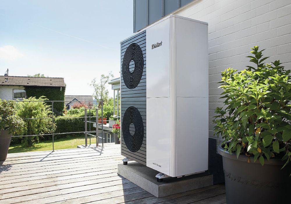 Vaillant aroTHERM Plus Heat Pump 16kW Waterware